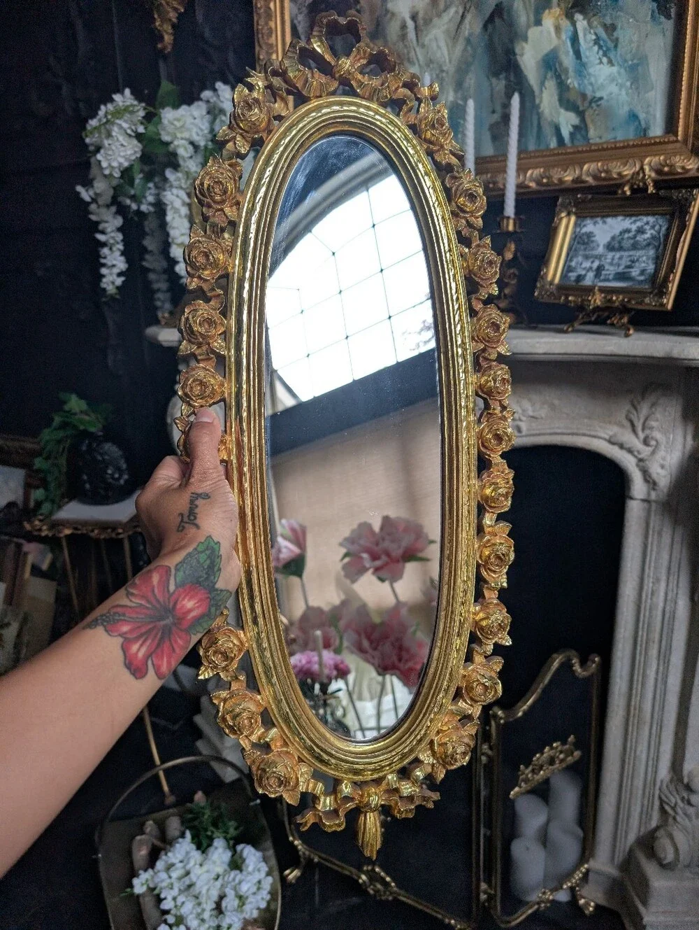 Vintage Syroco Gold Roses & Bow Detail Oval frame Accent Wall Mirror 25